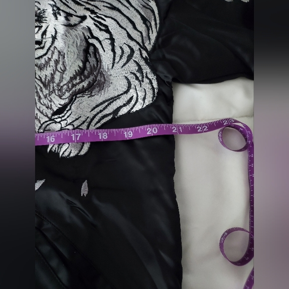 NWT Koisea satin bomber jacket, unisex size M (oversized for women) - Picture 7 of 12